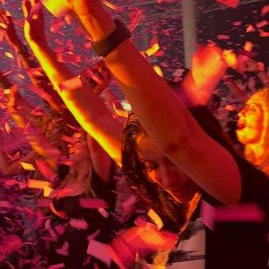 Meet your Posher, Jenn